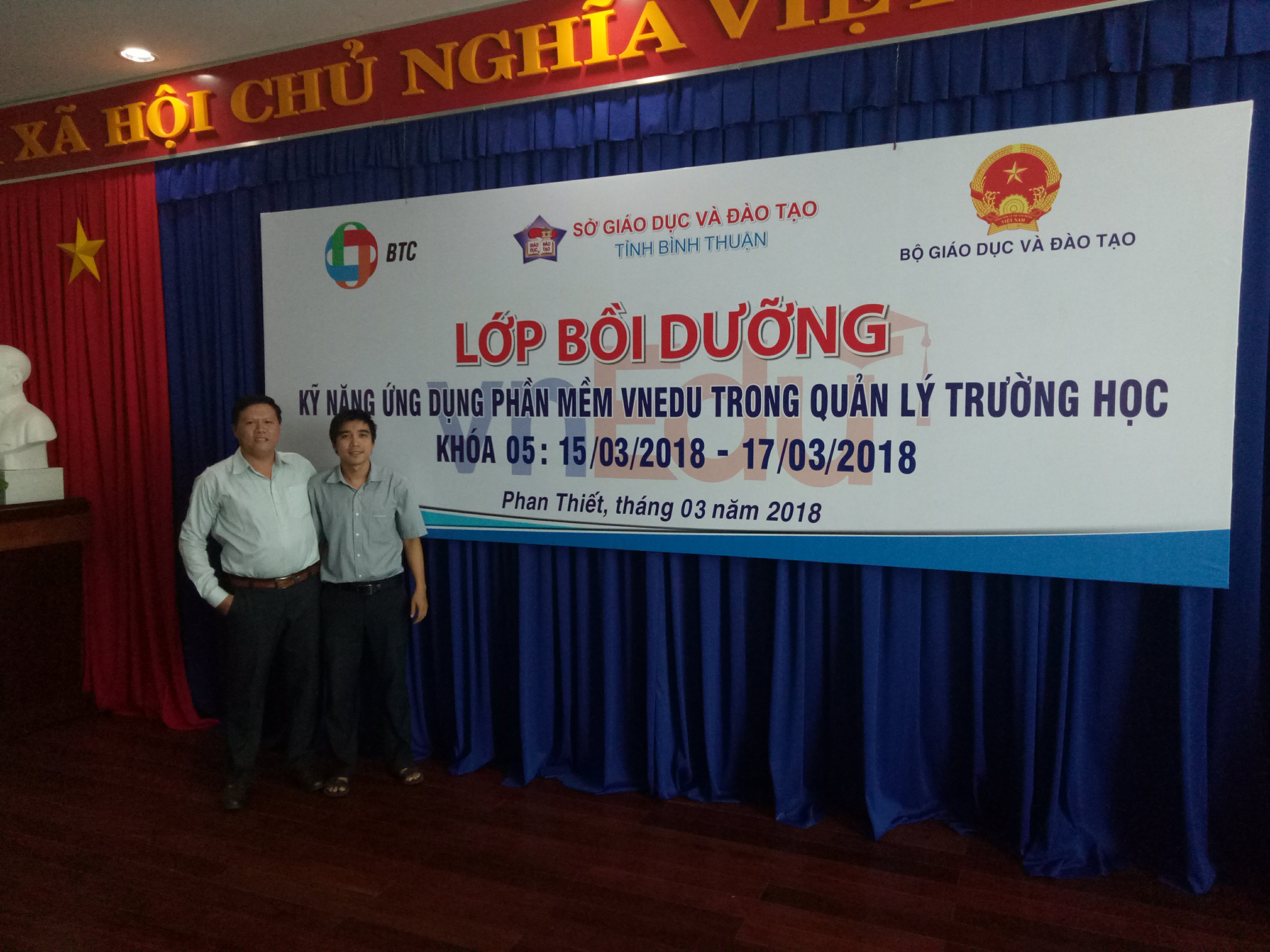 Thành viên Tổ Tin Trường THPT Nguyễn Văn Linh
